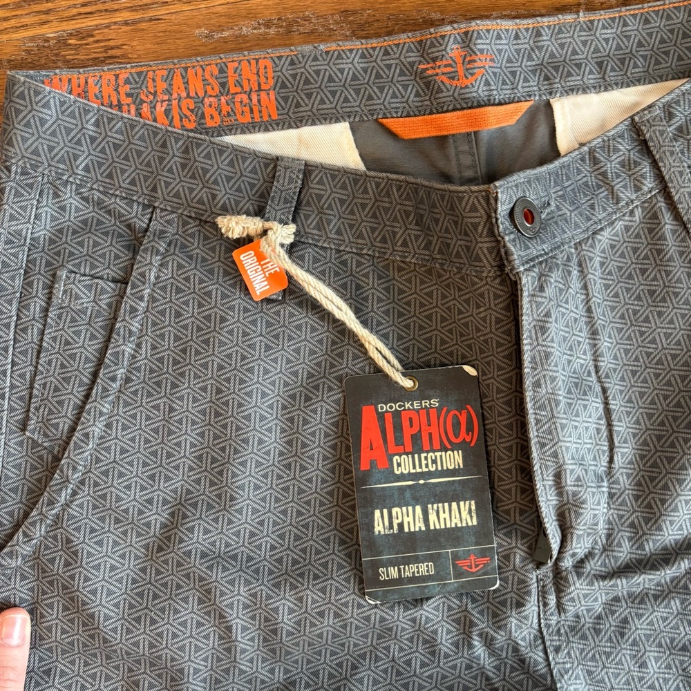 NWT Men’s Chinos